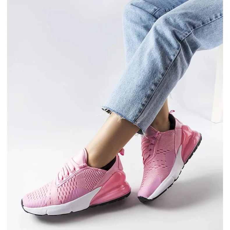 Court roze sportschoenen