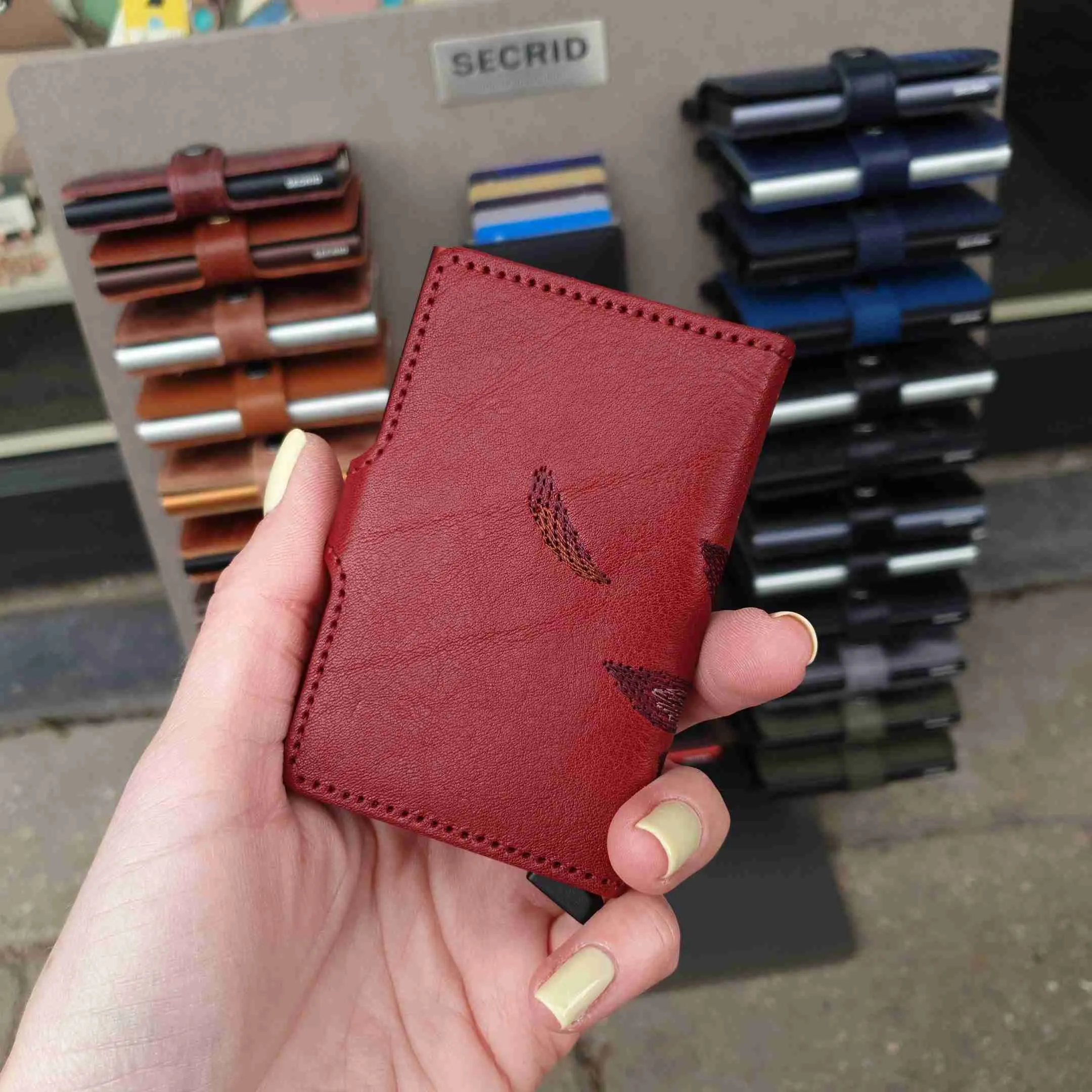 Secrid Miniwallet Stitch Magnolia Rosso