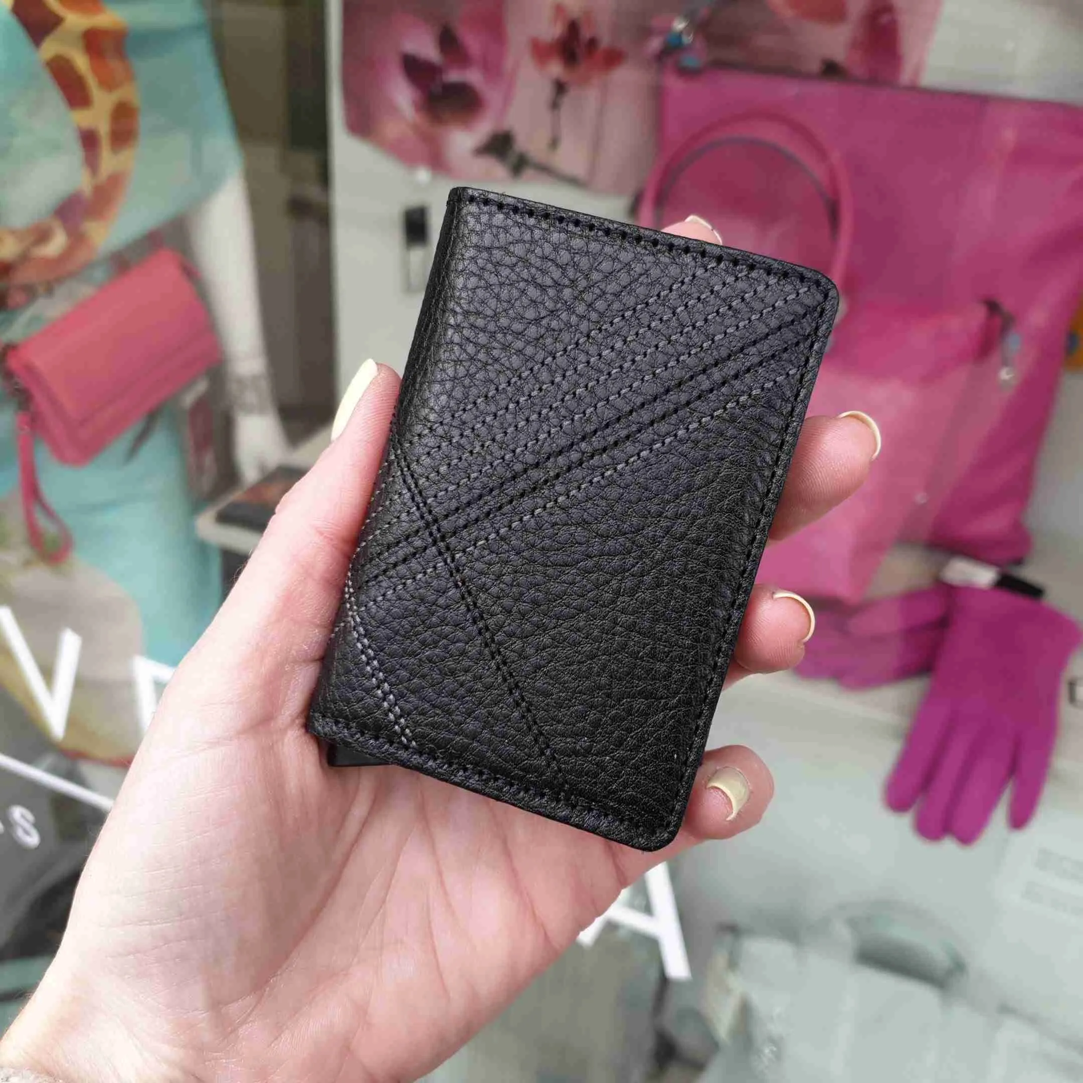 SECRID SLIMWALLET STITCH SSTLINEA BLACK