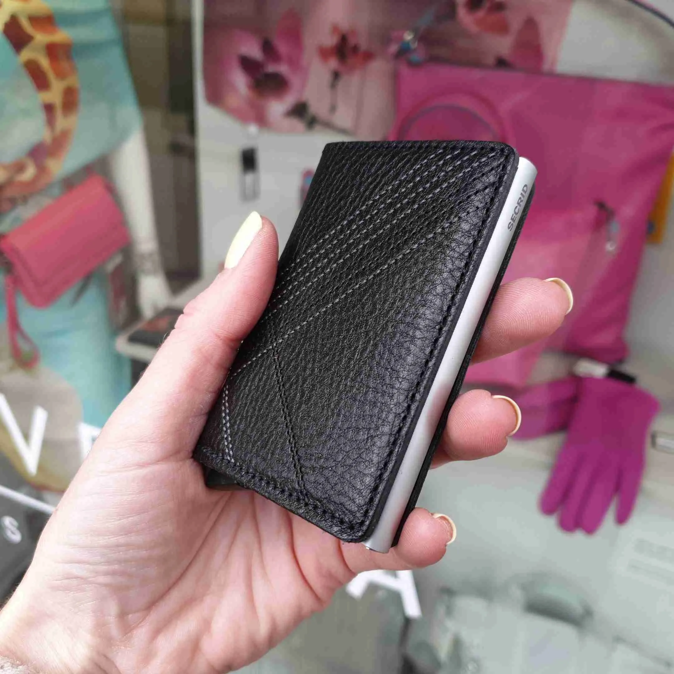 SECRID SLIMWALLET STITCH SSTLINEA BLACK
