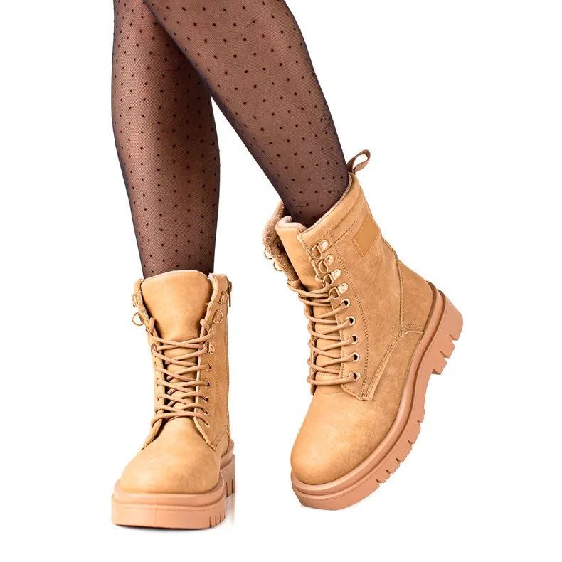TRENDI Klassieke bruine wandelschoenen beige